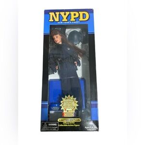 NYPD NEW YORK'S FINEST Official NYPD Police Officer Collectible Action Figure
